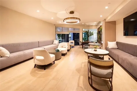 Bal Harbour FL 33154