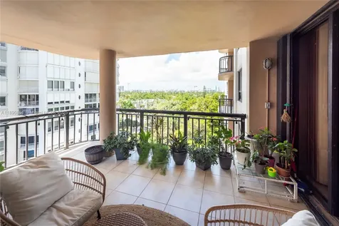 Bal Harbour FL 33154