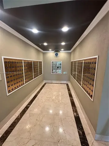 400 Kings Point Drive Sunny Isles Beach FL 33160