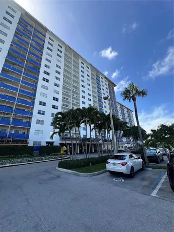 400 Kings Point Drive Sunny Isles Beach FL 33160