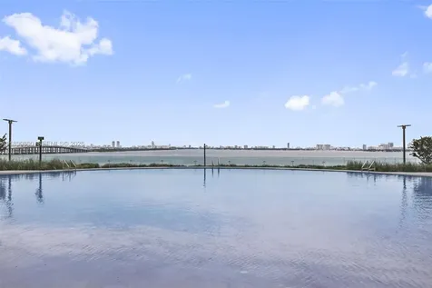 650 NE 32nd Street Miami FL 33137