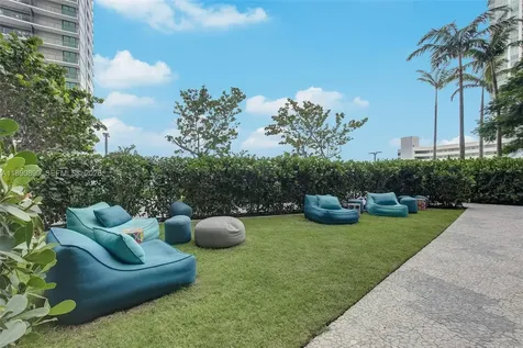 650 NE 32nd Street Miami FL 33137