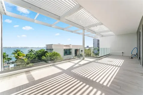 650 NE 32nd Street Miami FL 33137