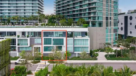 650 NE 32nd Street Miami FL 33137