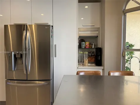 3441 NE 210th Terrace Aventura FL 33180