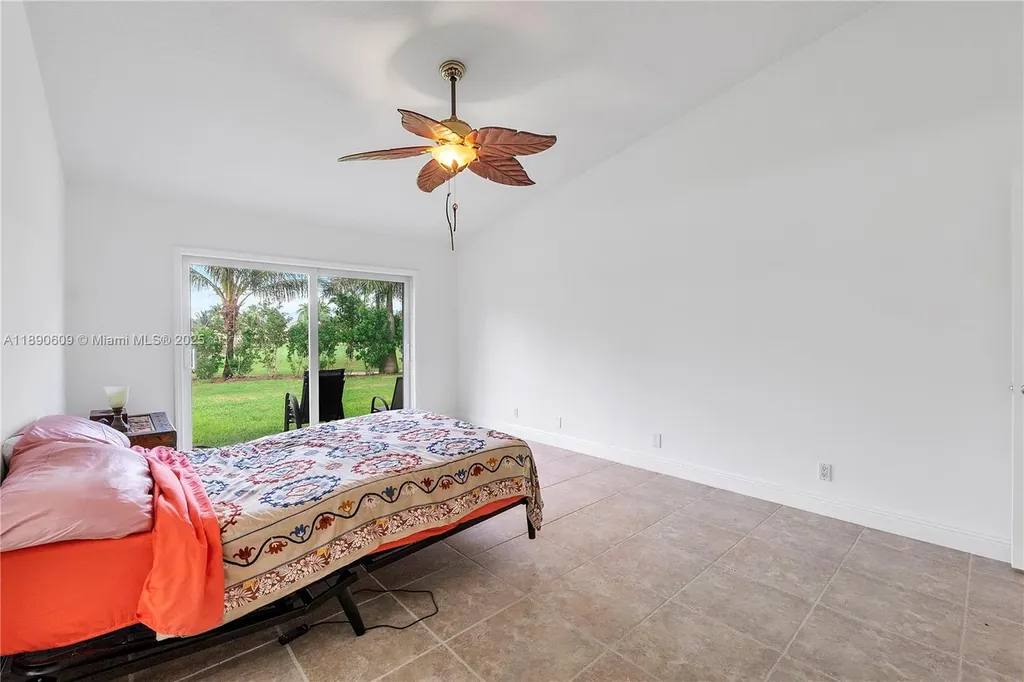 5667 N Cameo Drive N Boca Raton FL 33433