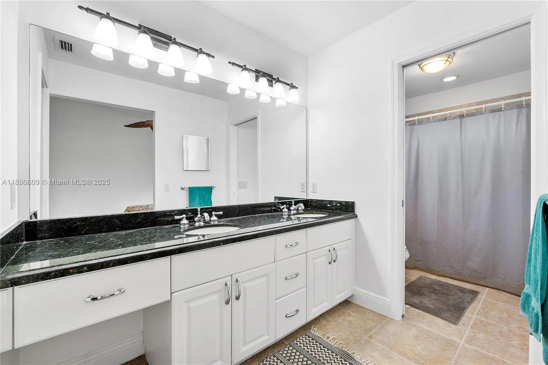 5667 N Cameo Drive N Boca Raton FL 33433