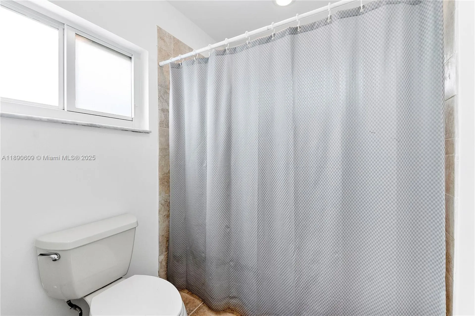 5667 N Cameo Drive N Boca Raton FL 33433