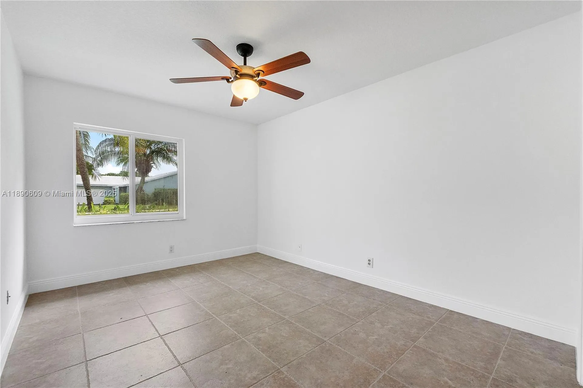 5667 N Cameo Drive N Boca Raton FL 33433