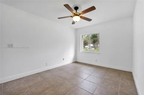 5667 N Cameo Drive N Boca Raton FL 33433