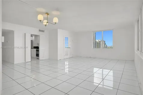 5401 Collins Avenue Miami Beach FL 33140