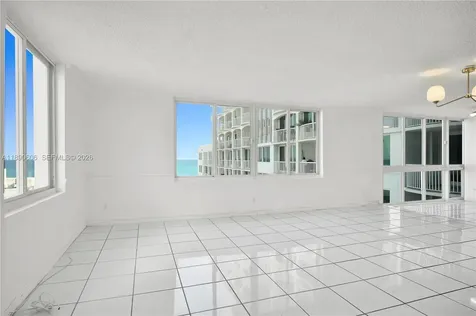 5401 Collins Avenue Miami Beach FL 33140