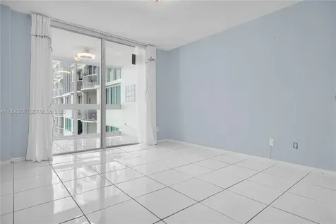 5401 Collins Avenue Miami Beach FL 33140