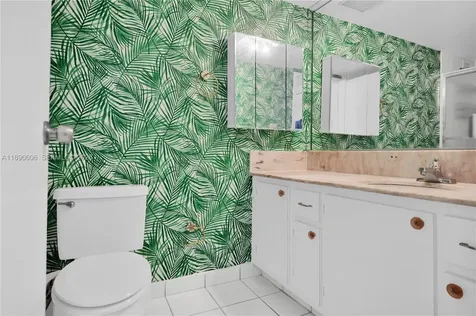 5401 Collins Avenue Miami Beach FL 33140