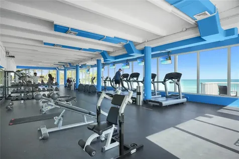 5401 Collins Avenue Miami Beach FL 33140