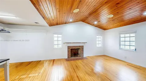 24545 SW 192nd Avenue Homestead FL 33031