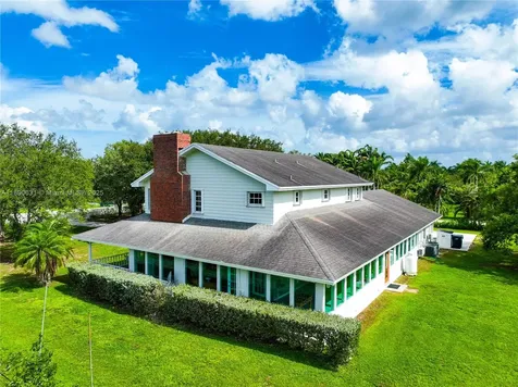 24545 SW 192nd Avenue Homestead FL 33031