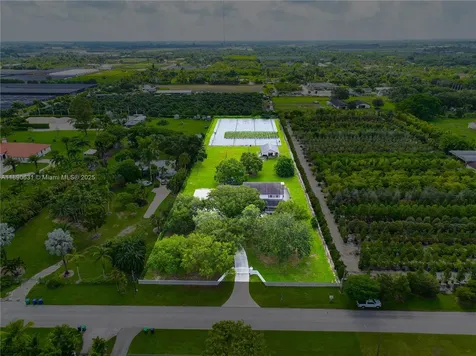 24545 SW 192nd Avenue Homestead FL 33031