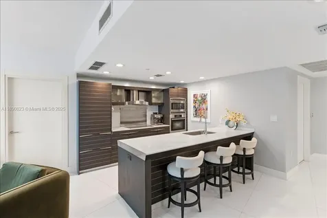 200 Biscayne Boulevard Way Miami FL 33131