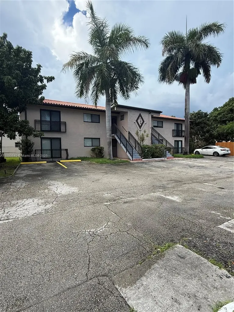 100 SE 5th Avenue Hallandale Beach FL 33009