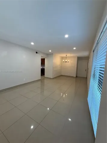 100 SE 5th Avenue Hallandale Beach FL 33009