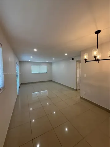 100 SE 5th Avenue Hallandale Beach FL 33009