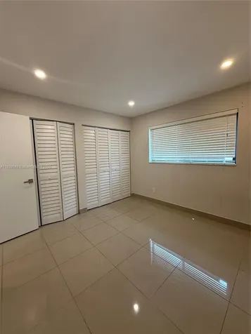 100 SE 5th Avenue Hallandale Beach FL 33009