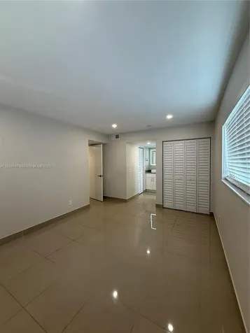 100 SE 5th Avenue Hallandale Beach FL 33009