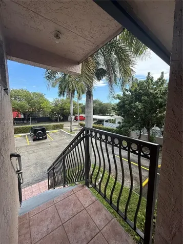 100 SE 5th Avenue Hallandale Beach FL 33009