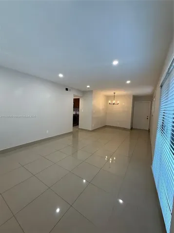 100 SE 5th Avenue Hallandale Beach FL 33009
