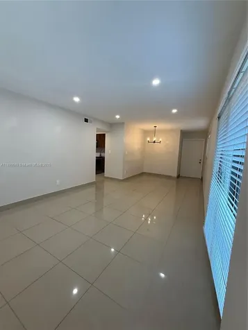 100 SE 5th Avenue Hallandale Beach FL 33009