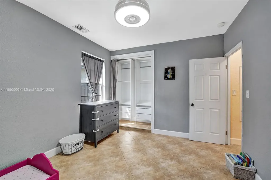 2624 Nassau Lane Fort Lauderdale FL 33312