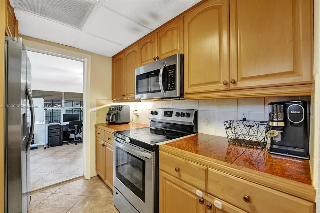 2624 Nassau Lane Fort Lauderdale FL 33312