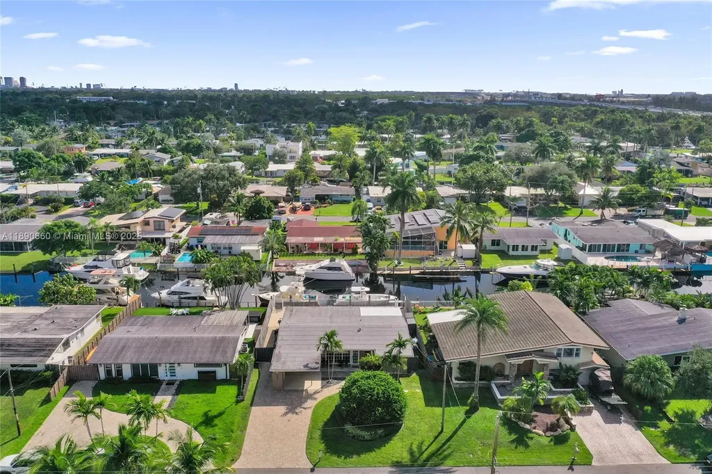 2624 Nassau Lane Fort Lauderdale FL 33312