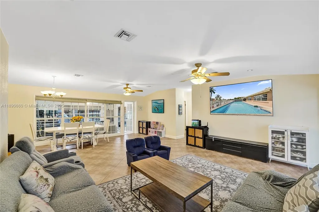 2624 Nassau Lane Fort Lauderdale FL 33312