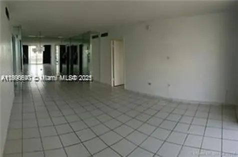 5555 Collins Avenue Miami Beach FL 33140