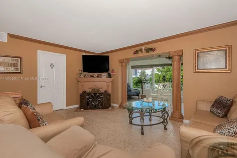 3990 NW 42nd Avenue Lauderdale Lakes FL 33319