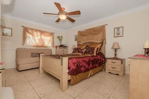 3990 NW 42nd Avenue Lauderdale Lakes FL 33319