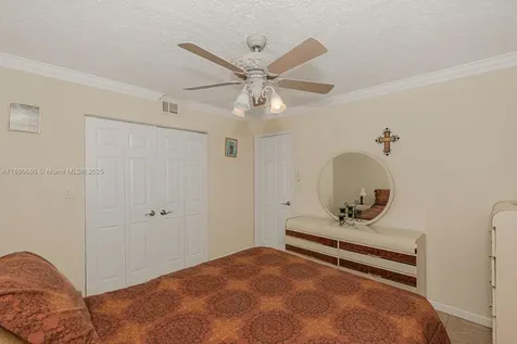 3990 NW 42nd Avenue Lauderdale Lakes FL 33319