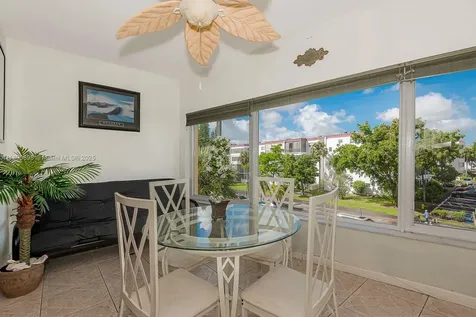 3990 NW 42nd Avenue Lauderdale Lakes FL 33319