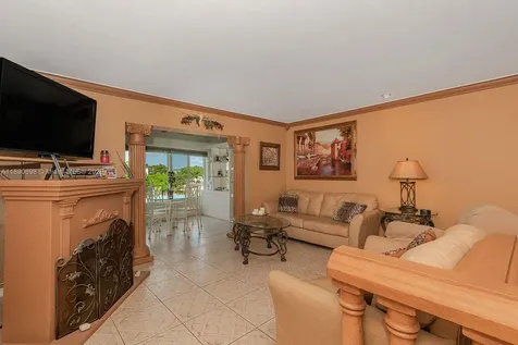 3990 NW 42nd Avenue Lauderdale Lakes FL 33319