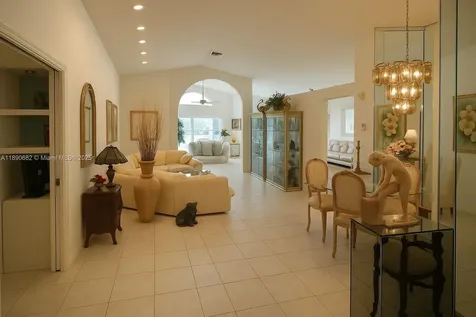 9755 Harbour Lake Circle Boynton Beach FL 33437