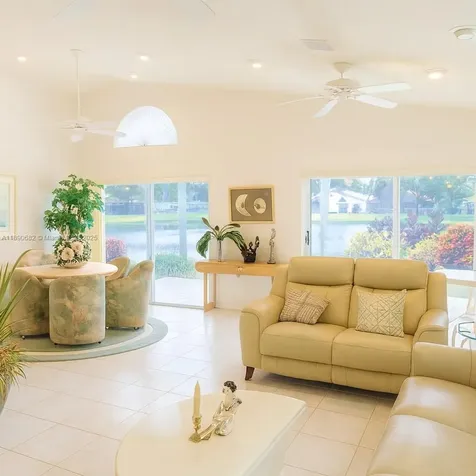 9755 Harbour Lake Circle Boynton Beach FL 33437