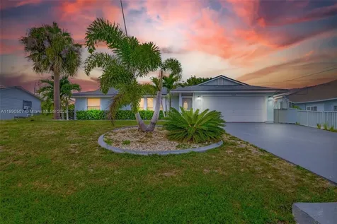 509 SW Hamburg Terrace Port St. Lucie FL 34984