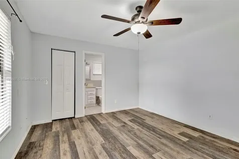 509 SW Hamburg Terrace Port St. Lucie FL 34984