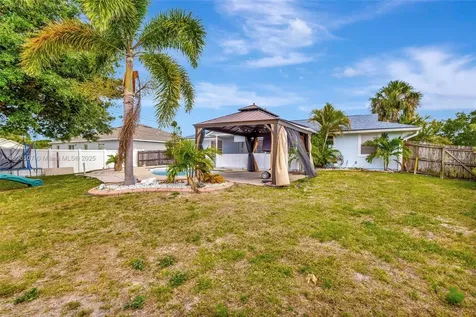 509 SW Hamburg Terrace Port St. Lucie FL 34984