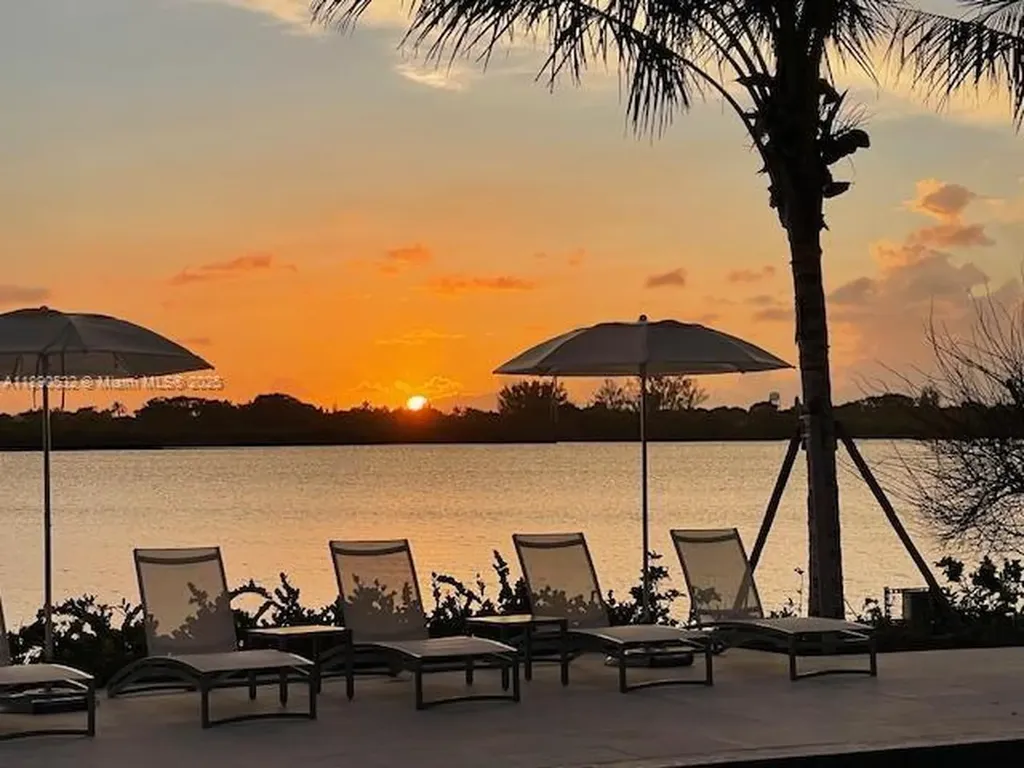2560 S Ocean Boulevard Palm Beach FL 33480