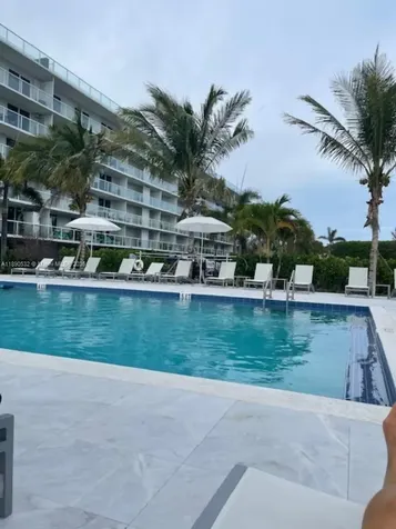 2560 S Ocean Boulevard Palm Beach FL 33480