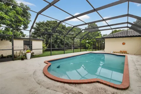 15181 SW 156th Terrace Miami FL 33187