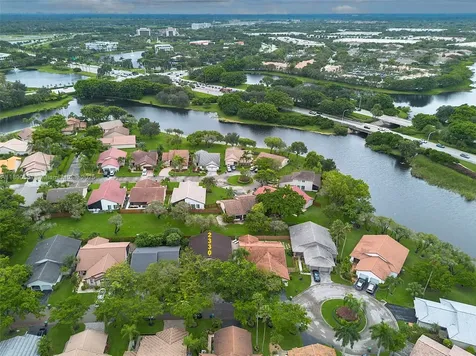2330 Dover Weston FL 33326